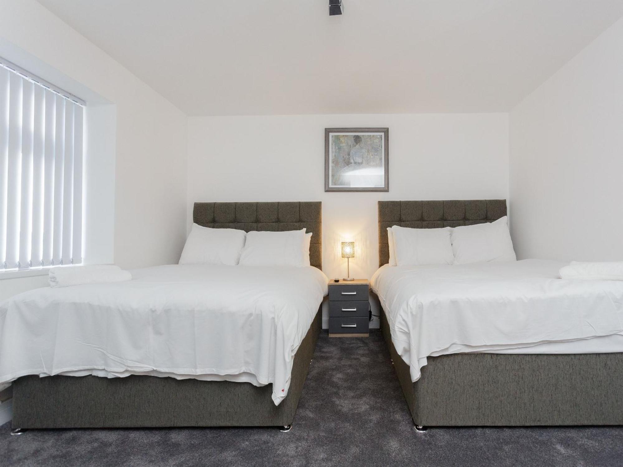 Live In Leeds Greenhill Bungalows Eksteriør billede