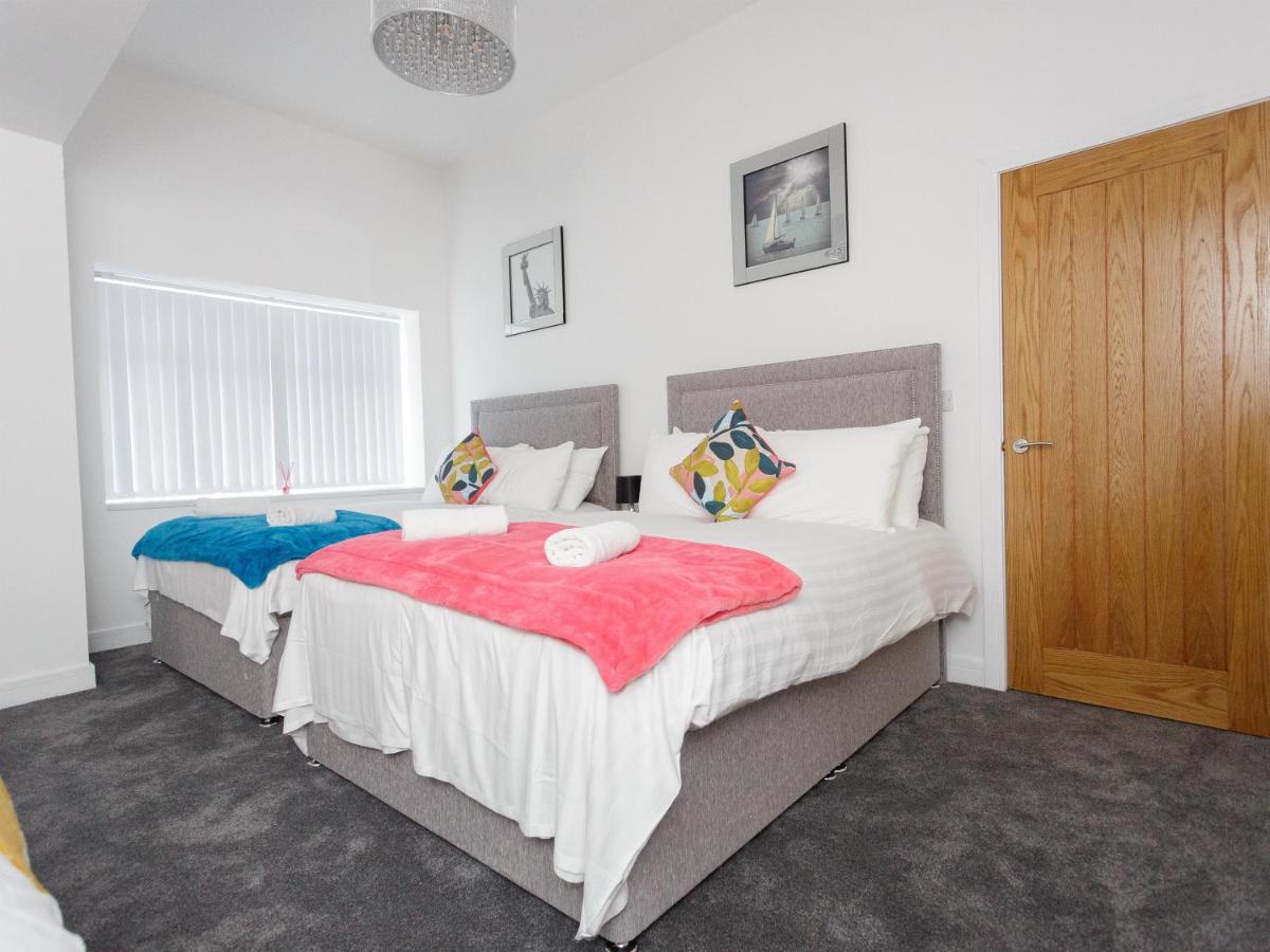 Live In Leeds Greenhill Bungalows Eksteriør billede