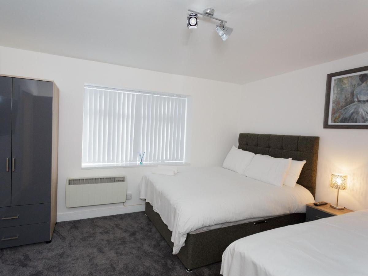 Live In Leeds Greenhill Bungalows Eksteriør billede